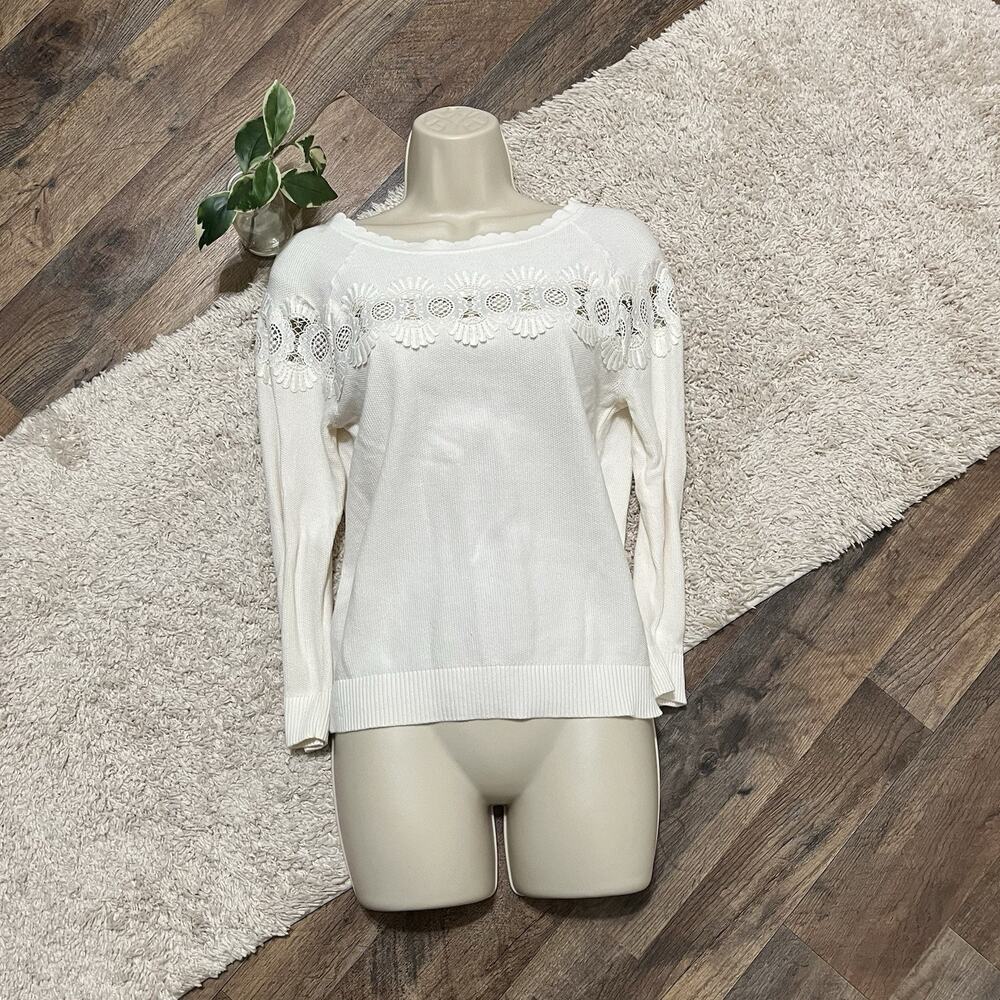 LOFT XS Cream Textured Embroidered Crochet Lace Scallop Trim 3/4 Sleeve Sweater